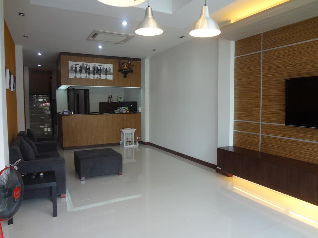 Sleep Tight Hotel Pantai Jomtien Bagian luar foto