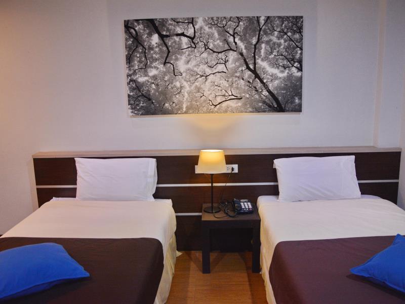 Sleep Tight Hotel Pantai Jomtien Bagian luar foto